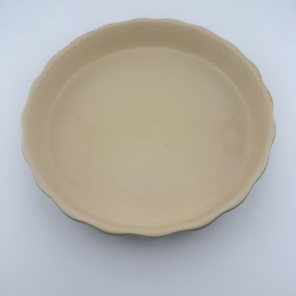 Culinary Colors Bakeware 6.5” Ceramic Pie Dish – Green & Beige Scalloped Edge